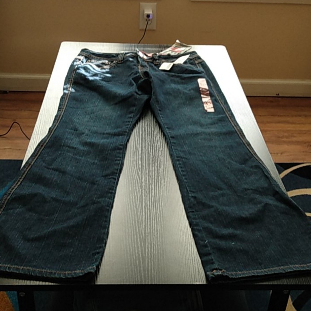 Spring Cleaning 💮  Jeans